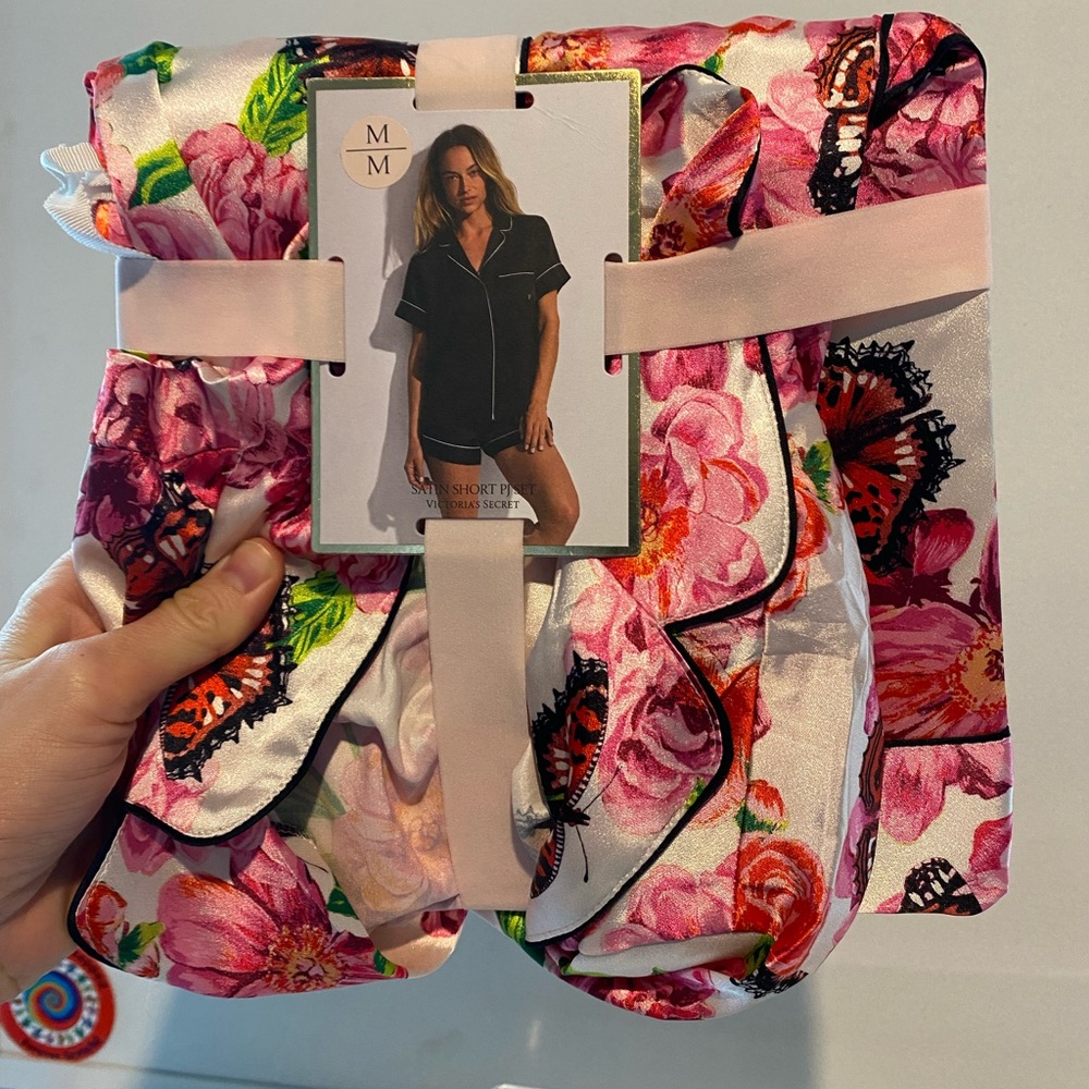 NWT Victoria’s Secret Pajama Set